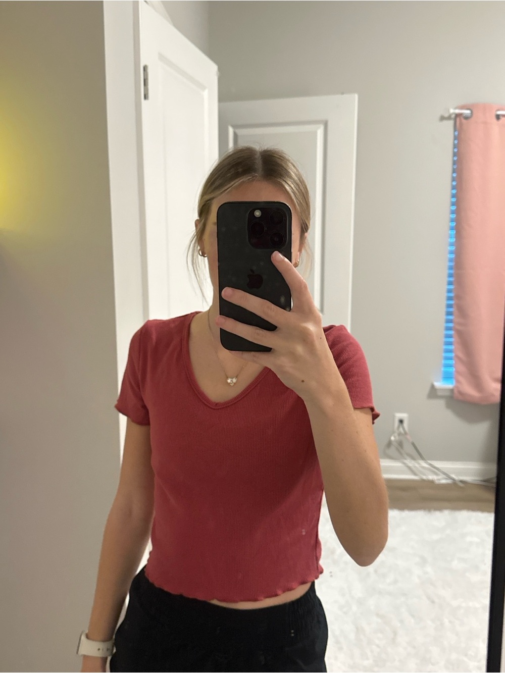 SHEIN Ribbed V-Neck Cropped Top in Rose